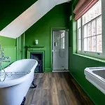 The Georgian Townhouse *