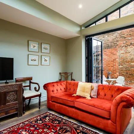 The Georgian Townhouse